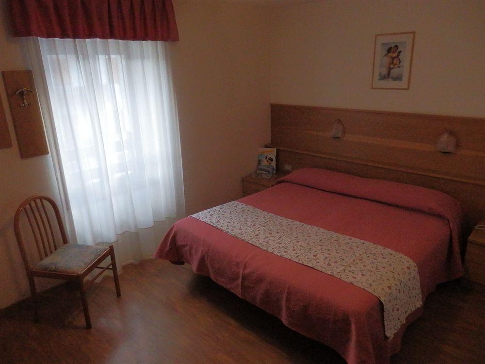 Hotel Due Spade Folgaria Exterior photo