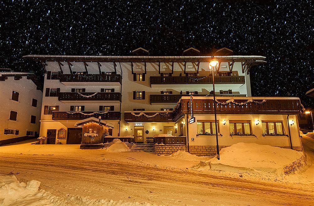 Hotel Due Spade Folgaria Exterior photo